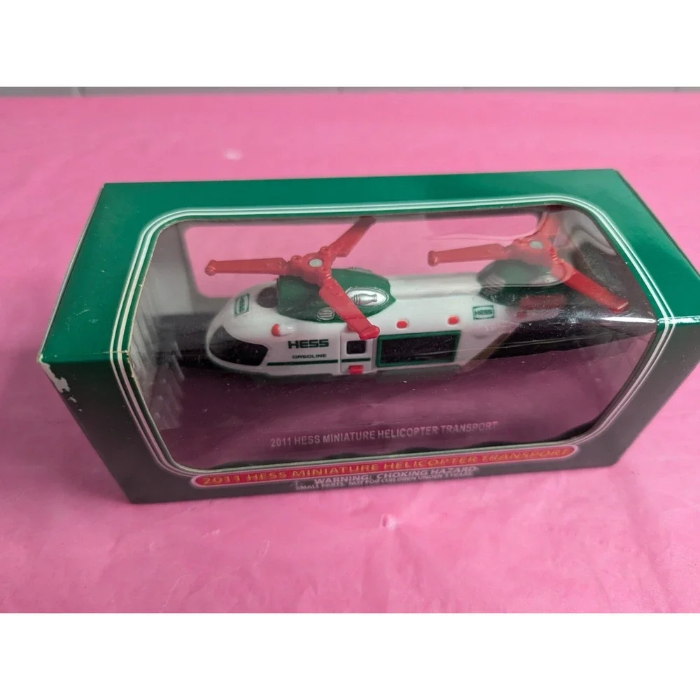 2011 Hess gasoline gas‎ station Miniature Helicopter Transport in original box